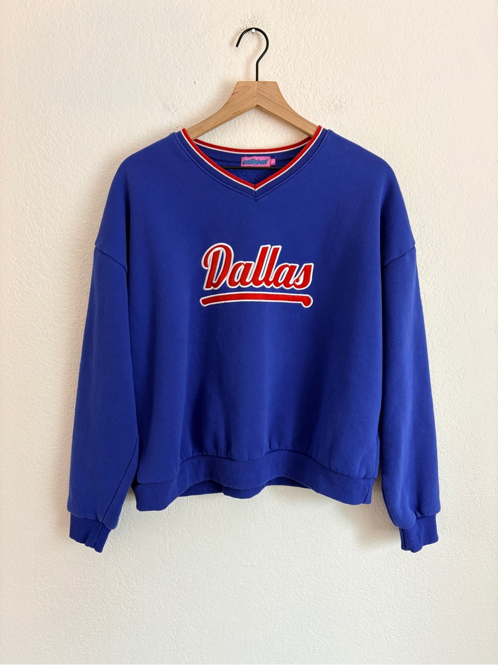 Edikted Dallas Graphic Sweatshirt